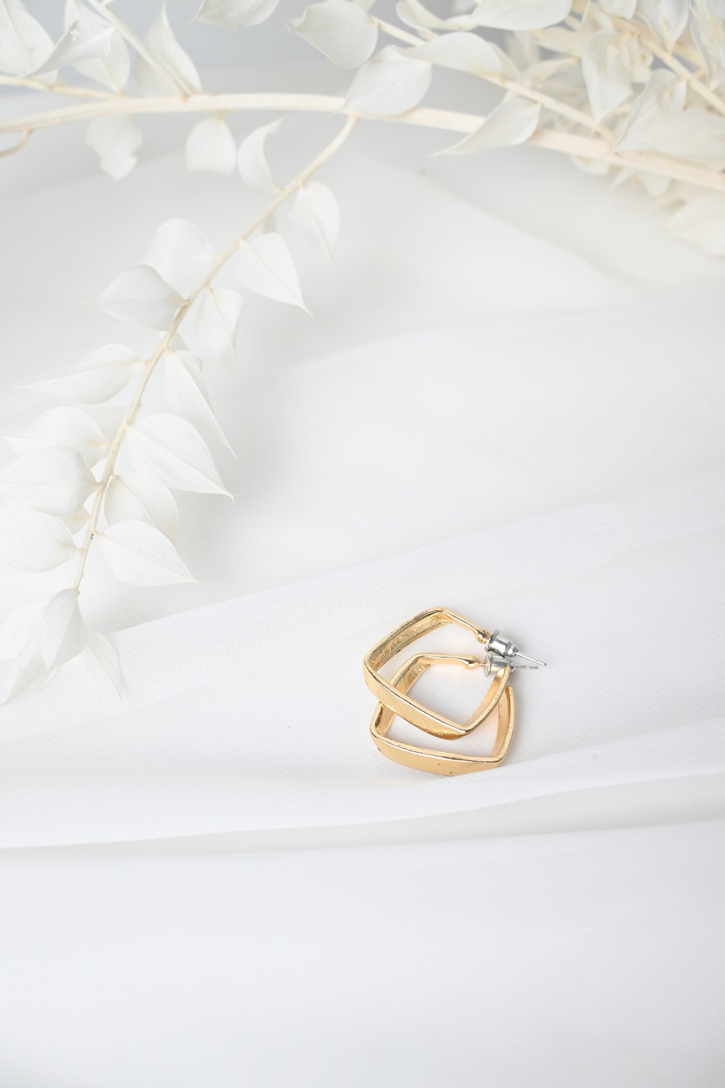 GEOMETRIC EARRINGS