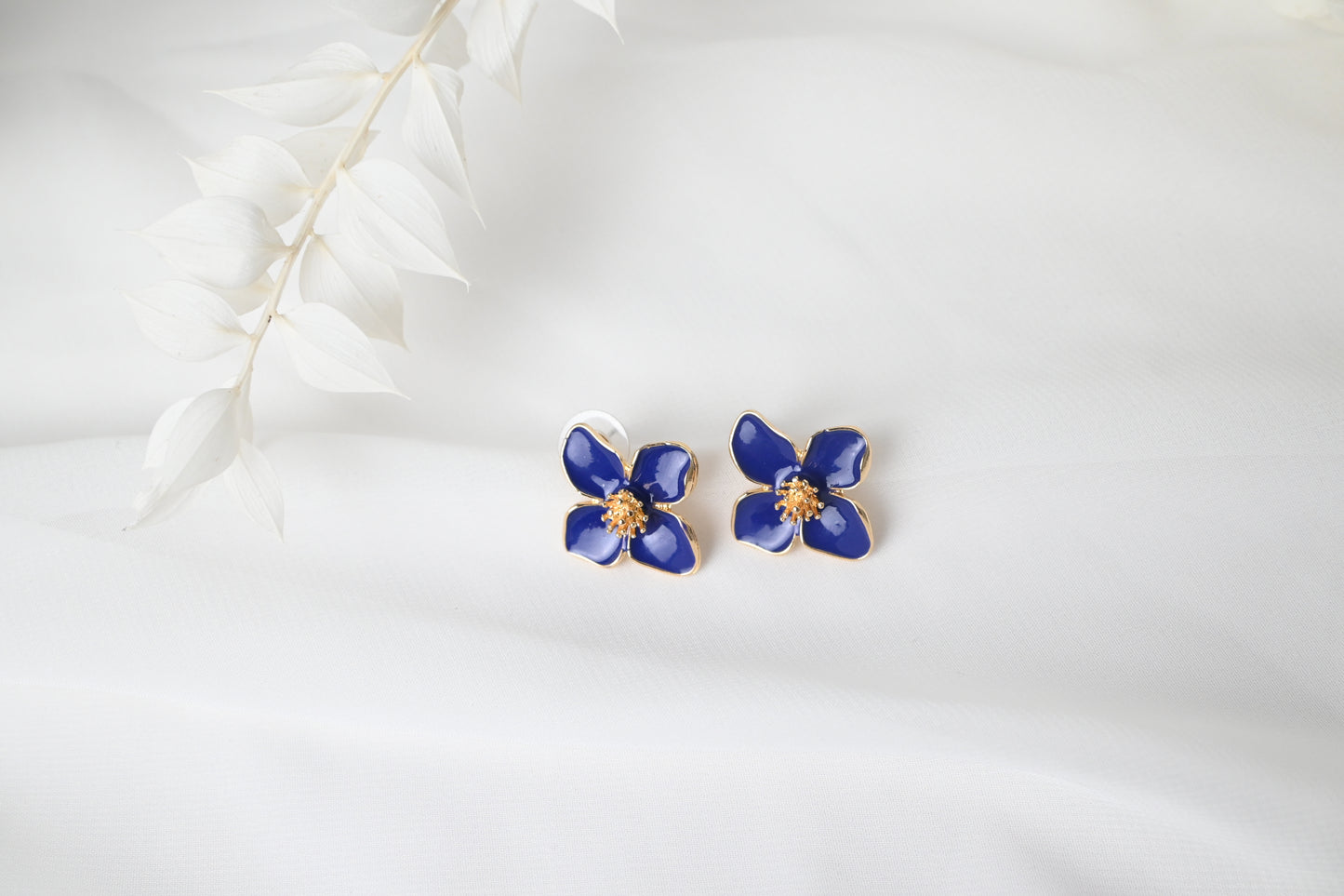 FLOWER EARRINGS