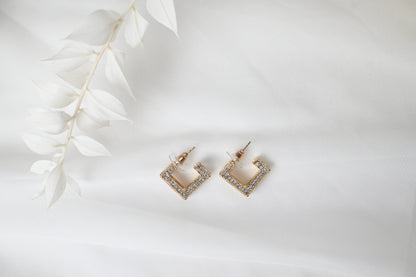 CLASSIC CRYSTAL EARRINGS